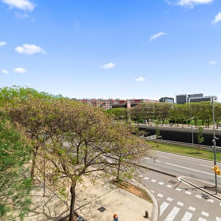 Fira Gran Via 2 - Private Rooms In A Shared Apartment - Habitaciones Privadas En Apartamento Compartido لوسبيتاليت دي يوبريغات المظهر الخارجي الصورة